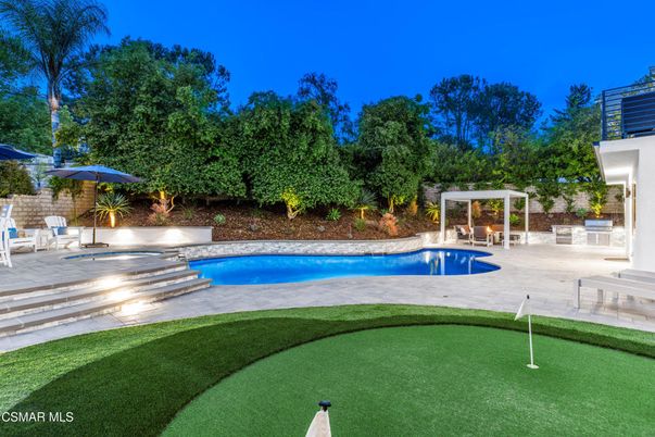 Exterior, Pool
