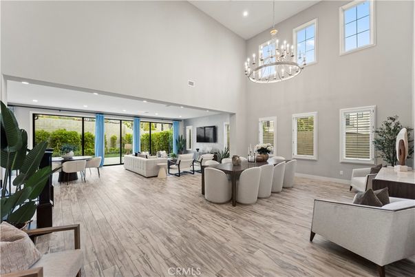 Chandelier, Dining room, Interior, Living room, Recessed Lighting, Wood Texture Flooring