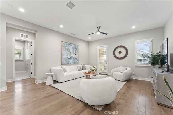 Interior, Living room, Recessed Lighting, Wood Texture Flooring