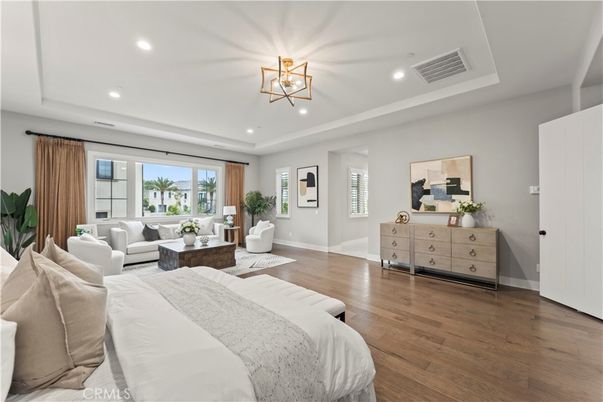 Bedroom, Interior, Living room, Recessed Lighting, Wood Texture Flooring