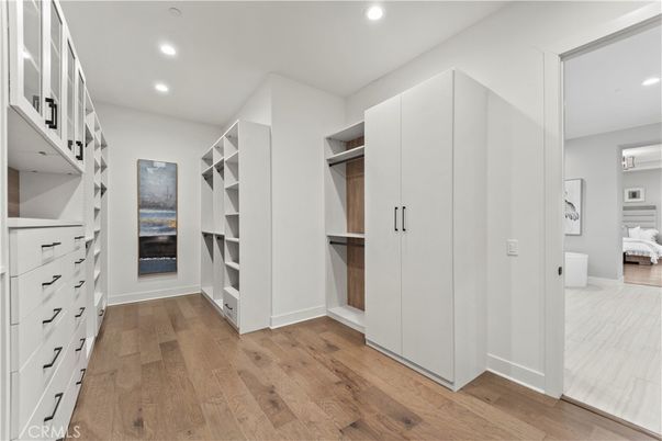 Interior, Recessed Lighting, Walk-in Closets, Wood Texture Flooring