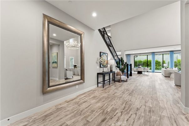 Chandelier, Interior, Living room, Recessed Lighting, Wood Texture Flooring