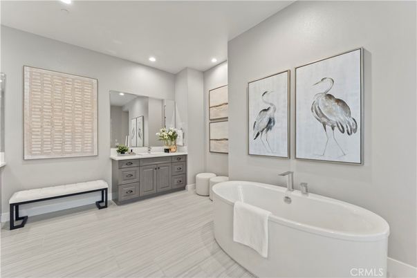 Bathroom, Dual Sink Vanities, Free Standing Baths, Interior, Recessed Lighting