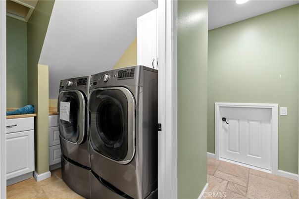 Interior, Recessed Lighting, Utility Closets, Washer