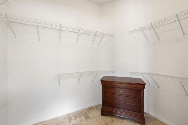 Interior, Walk-in Closets