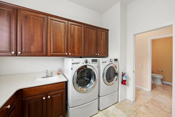 Interior, Washer