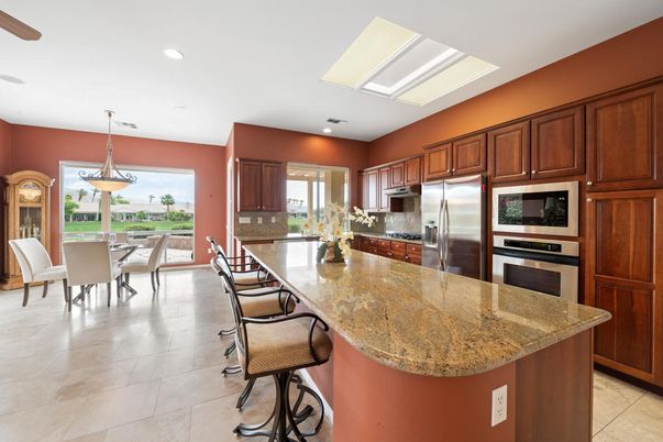 Dining room, Interior, Kitchen, Pendant Lights, Recessed Lighting, Stainless Steel Appliances
