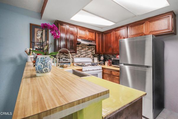 Interior, Kitchen, Stainless Steel Appliances