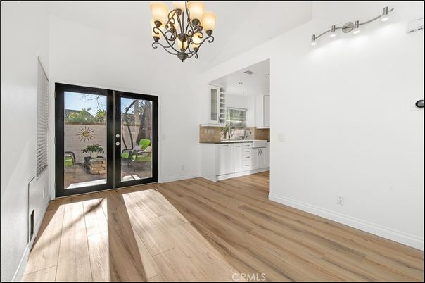 Chandelier, Empty room, Interior, Wood Texture Flooring