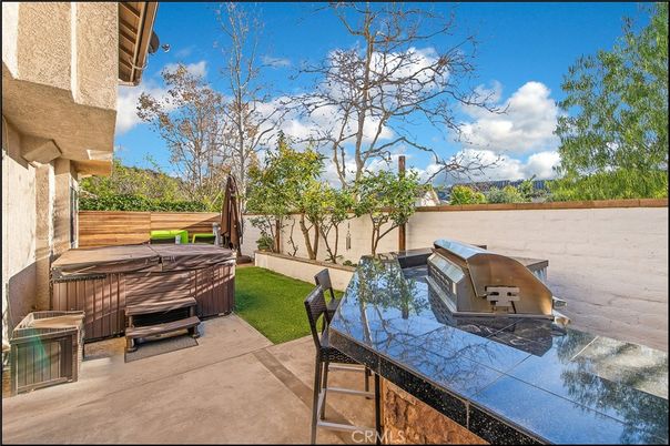 Exterior, Hot Tub