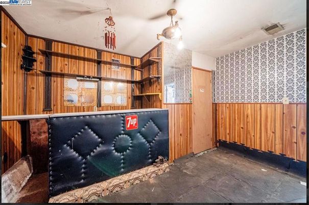 Interior, Wooden Walls