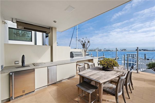 Dining room, Exterior, Interior, Water
