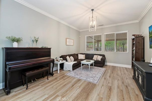 Interior, Living room, Pendant Lights, Piano, Wood Texture Flooring
