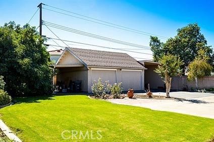 Backyard, Detached Garage, Exterior