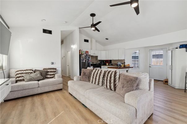 Interior, Kitchen, Living room, Recessed Lighting, Wood Texture Flooring