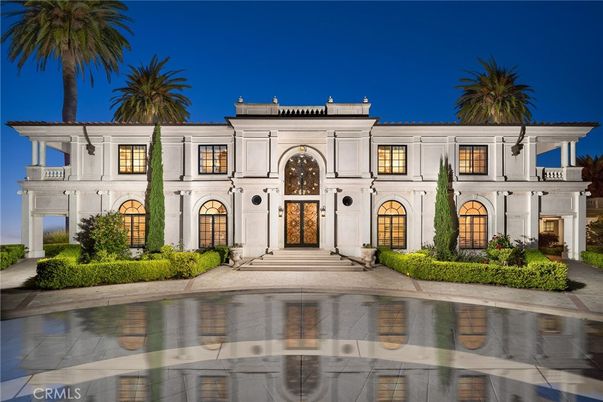 Exterior, Facade, French Provincial