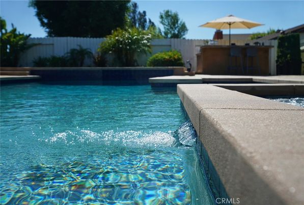 Exterior, Lake, Pool