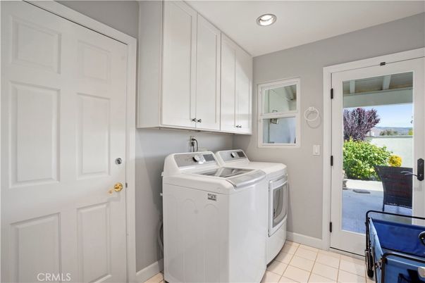 Interior, Recessed Lighting, Washer