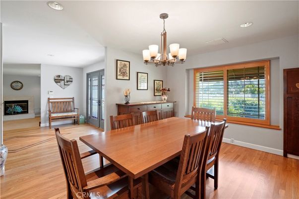 Chandelier, Dining room, Fireplace, Interior, Recessed Lighting, Wood Texture Flooring
