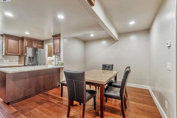 Dining room, Interior, Kitchen, Recessed Lighting, Wood Texture Flooring