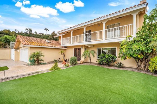 Backyard, Detached Garage, Exterior
