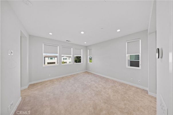Empty room, Interior, Recessed Lighting
