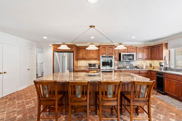 Interior, Kitchen, Pendant Lights, Recessed Lighting, Stainless Steel Appliances