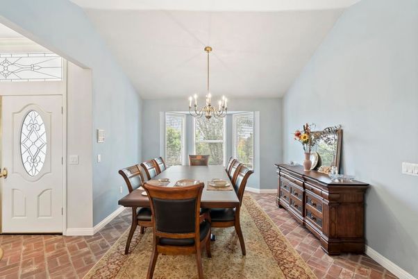 Chandelier, Dining room, Interior, Pendant Lights