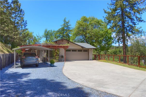 Backyard, Detached Garage, Exterior