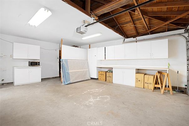 Garage, Interior, Wooden Beams, Wooden Ceilings