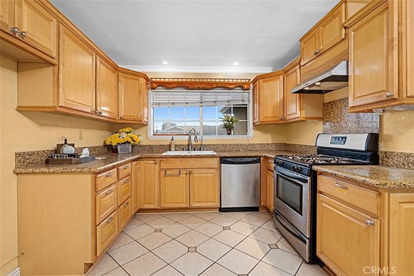 Interior, Kitchen, Recessed Lighting