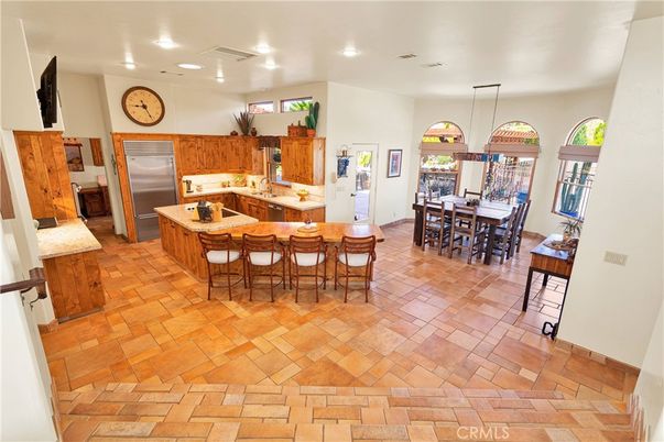 Dining room, Interior, Kitchen, Pendant Lights, Recessed Lighting, Stainless Steel Appliances