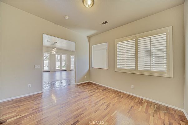 Chandelier, Empty room, Interior, Wood Texture Flooring