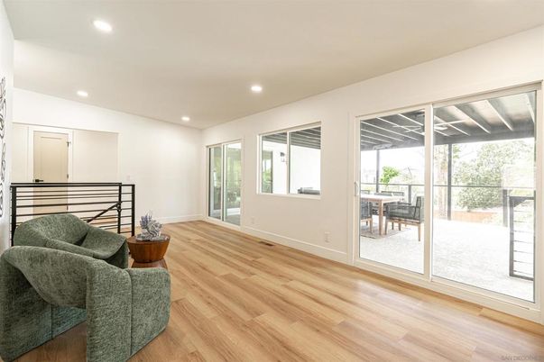 Interior, Recessed Lighting, Wood Texture Flooring