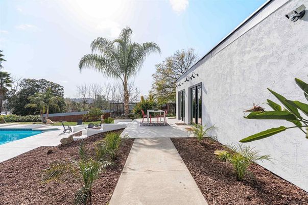 Backyard, Exterior, Pool