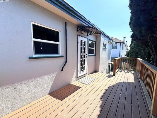 Exterior, Wood Texture Flooring