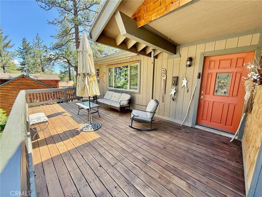 Exterior, Wood Texture Flooring