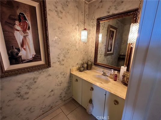 Bathroom, Interior, Pendant Lights