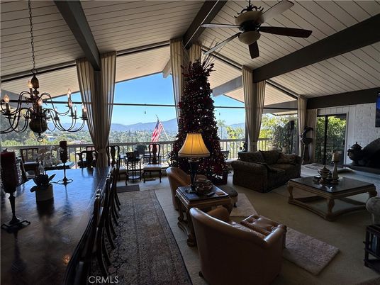 Chandelier, Dining room, Interior, Living room