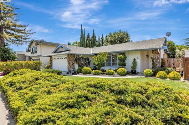 Attached, Backyard, Exterior, Facade, Ranch