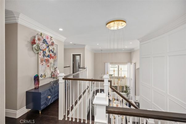 Interior, Pendant Lights, Recessed Lighting, Wood Texture Flooring