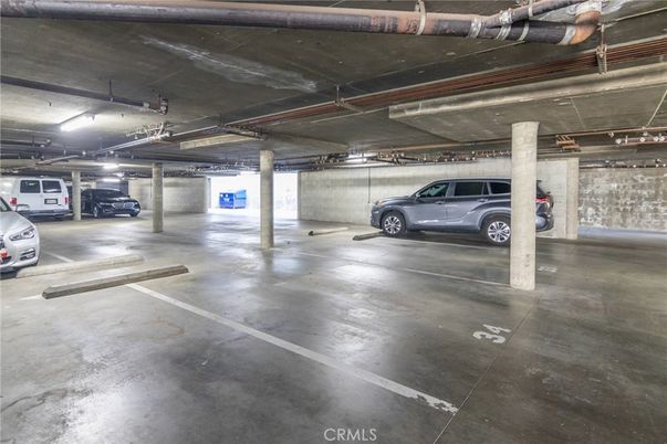 Garage, Interior