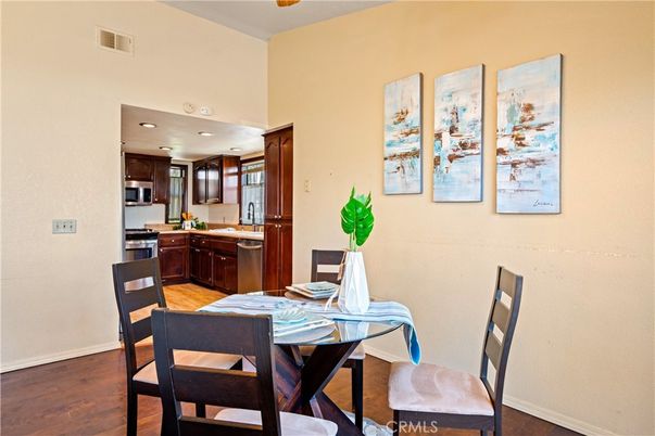 Dining room, Interior, Kitchen, Recessed Lighting, Wood Texture Flooring