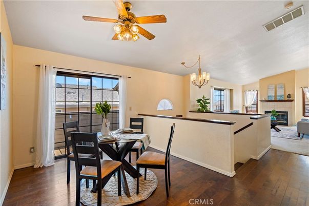 Chandelier, Dining room, Fireplace, Interior, Wood Texture Flooring