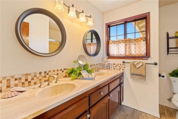 Bathroom, Dual Sink Vanities, Interior, Wood Texture Flooring