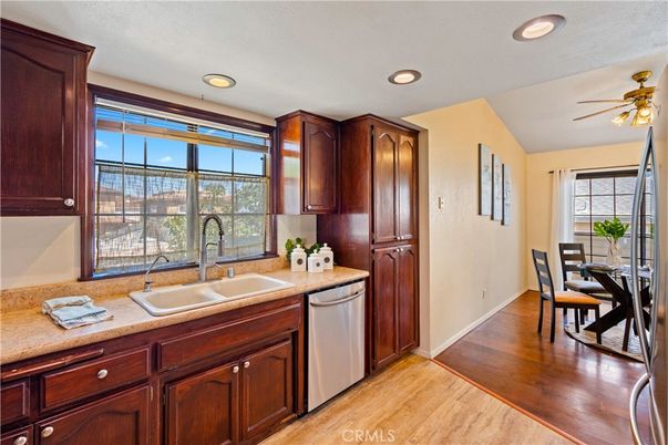 Dining room, Interior, Kitchen, Recessed Lighting, Wood Texture Flooring
