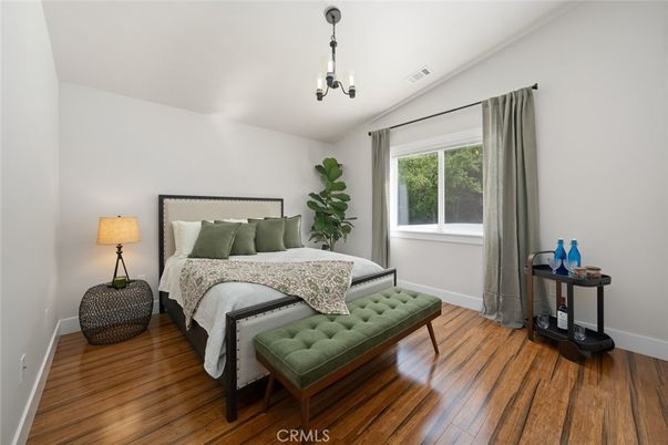 Bedroom, Interior, Pendant Lights, Wood Texture Flooring