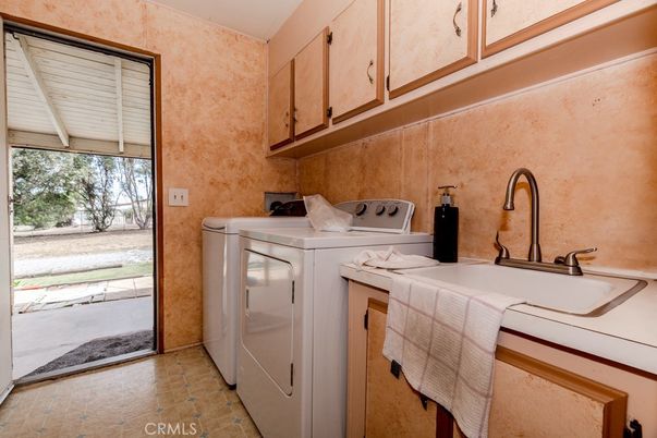 Interior, Washer