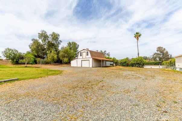 Backyard, Detached Garage, Exterior