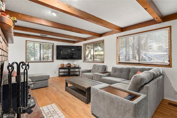 Fitness Equipment, Interior, Living room, Wooden Beams, Wood Texture Flooring